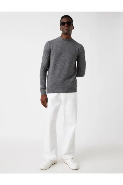 Basic Turtleneck Sweater