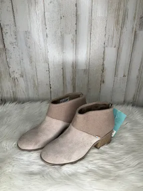 Beige Boots Ankle Heels Toms, Size 6.5