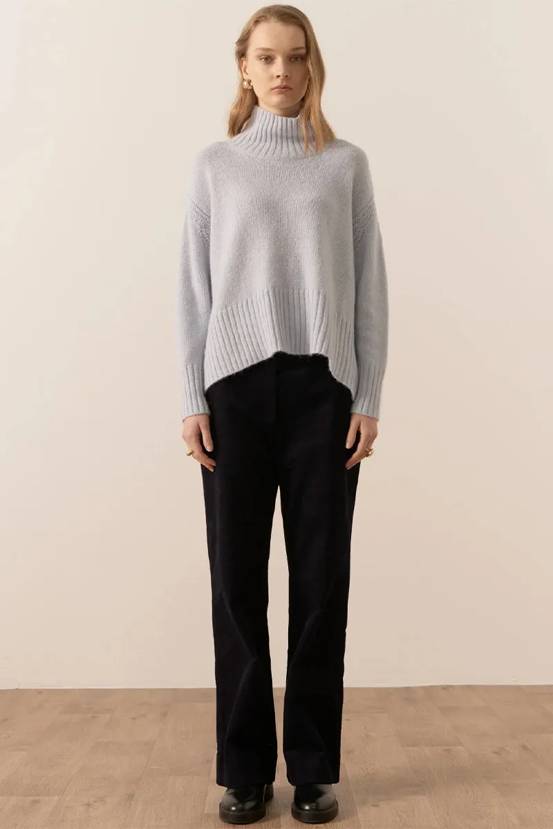 Fin Turtleneck Knit Blue