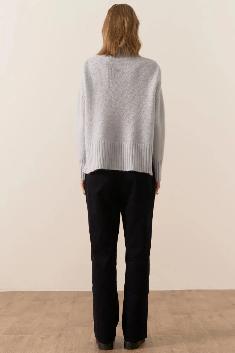 Fin Turtleneck Knit Blue