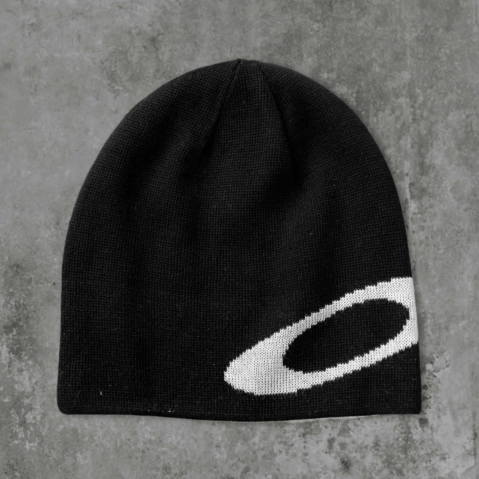 OAKLEY LOGO BEANIE