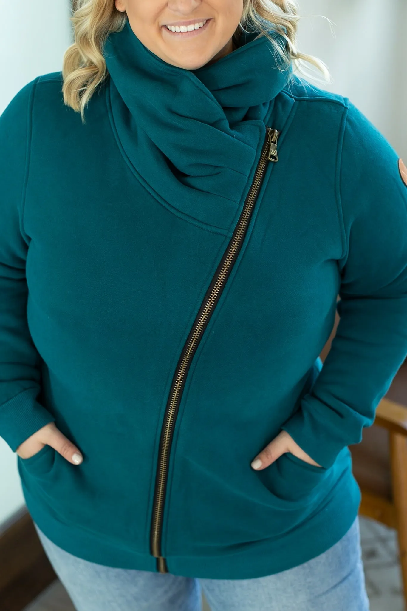 Quinn ZipUp Cowl - Teal