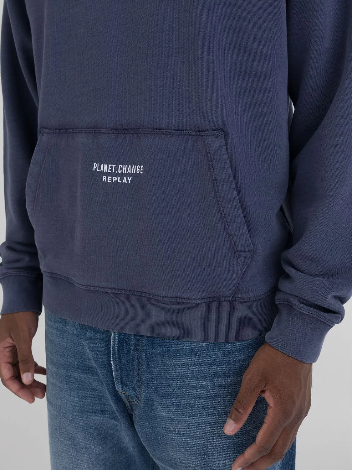 REGULAR-FIT HOODY