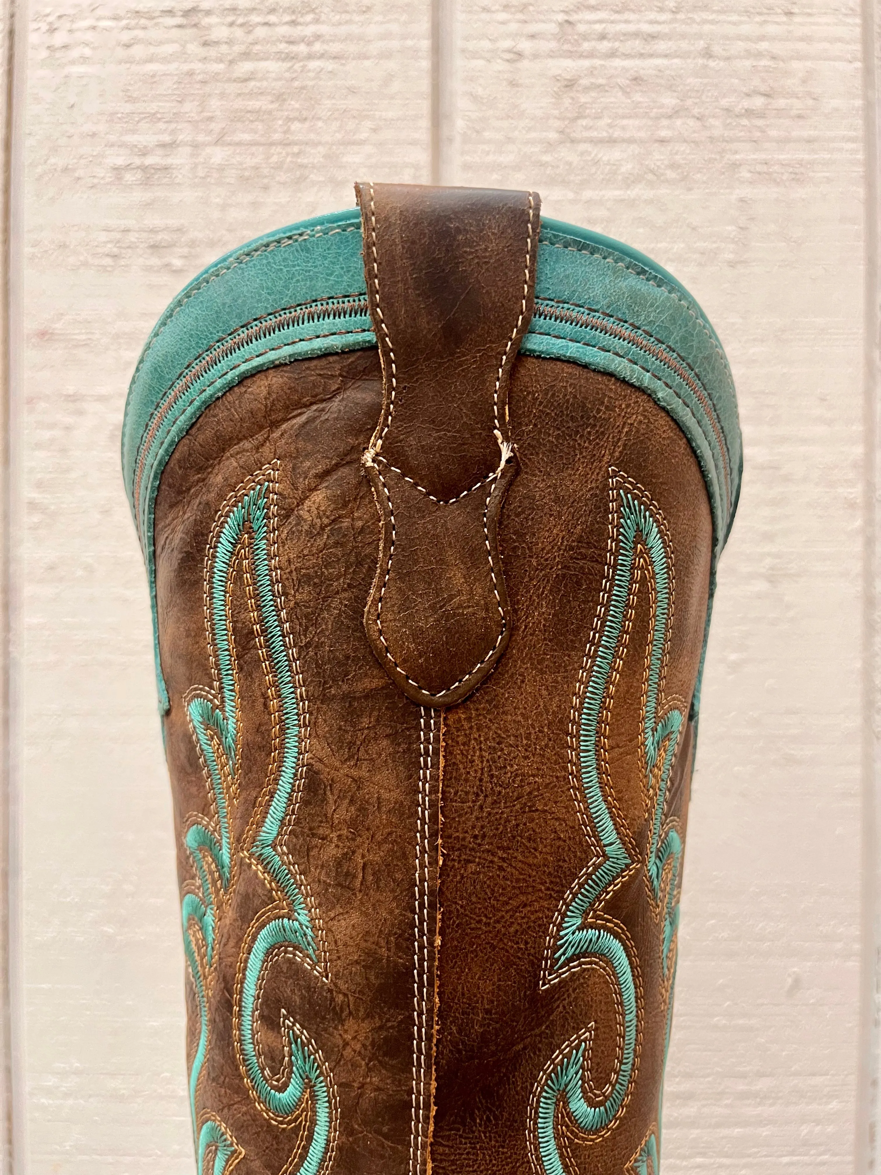 Roper Women's Shyla Burnish Blue Wing Tip Snip Toe Cowgirl Boots 7628-8587